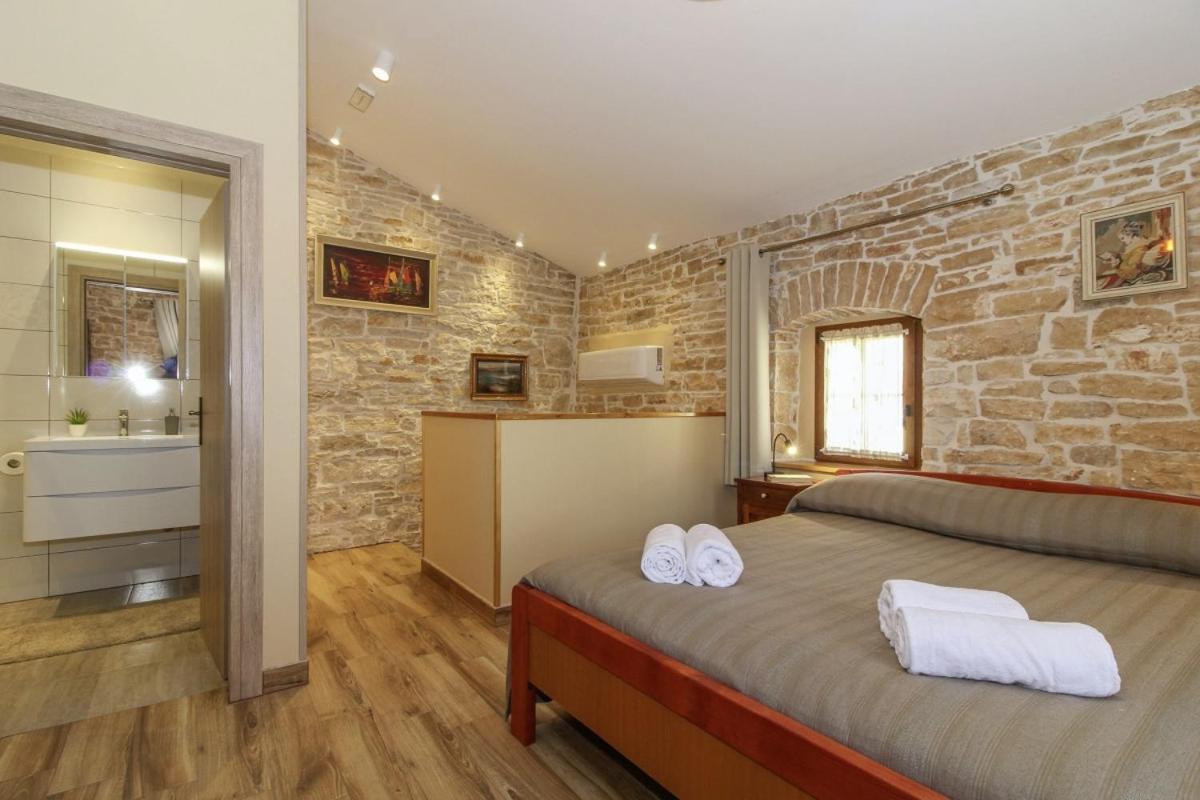 Villa Olea In Barat - Haus Fuer 6-8 Personen Kanfanar Exterior foto
